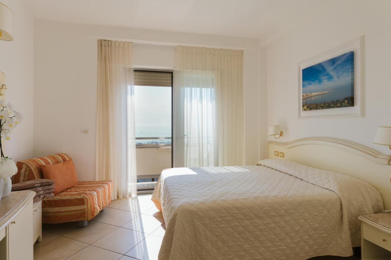 Hotel Acapulco Milano Marittima Ngoại thất bức ảnh