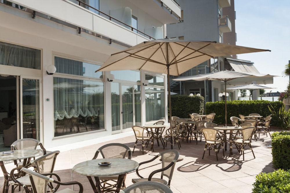 Hotel Acapulco Milano Marittima Ngoại thất bức ảnh