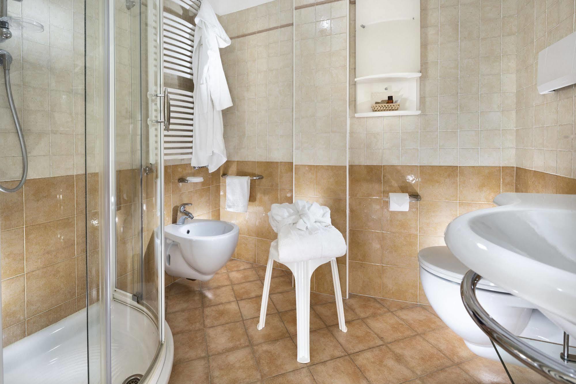 Hotel Acapulco Milano Marittima Ngoại thất bức ảnh