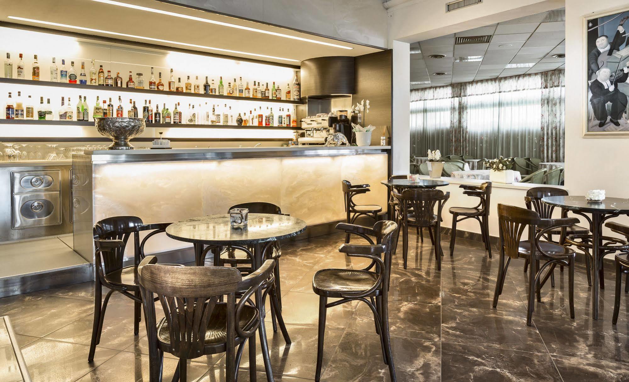 Hotel Acapulco Milano Marittima Ngoại thất bức ảnh